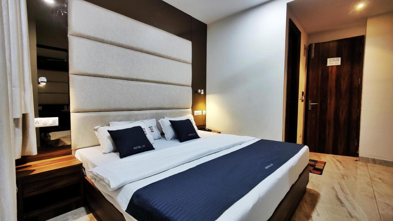 Hotel 21 Next To Chd Railway Station Chandīgarh Exteriör bild